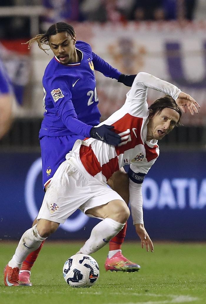 三亿体育体育登录-关于荷兰2-1击败蒙特内哥罗，克罗地亚遭遇主场惨败的信息