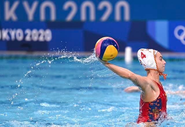 西班牙水球队夺得胜利，成功晋级四强的简单介绍