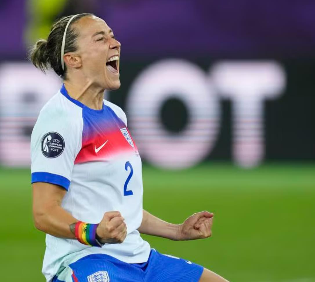 瑞典破英格兰球门，赢得一场惊险胜利