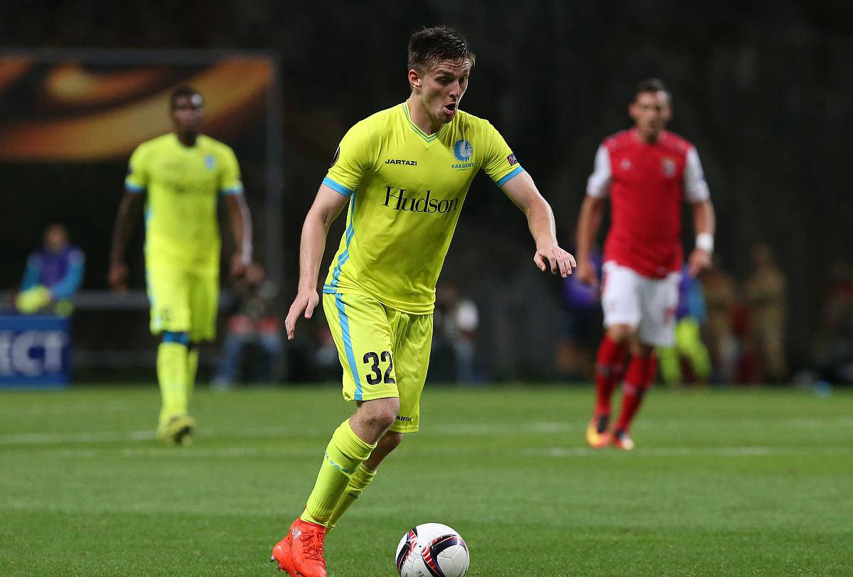 三亿体育体育中国官网-波尔图主帅施展战术塑造战胜传统豪强