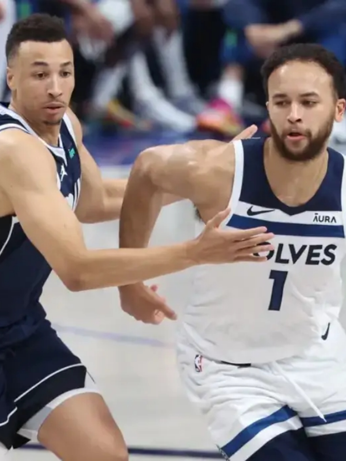 关于独行侠低迷失利，森林狼内线优势凸显的信息