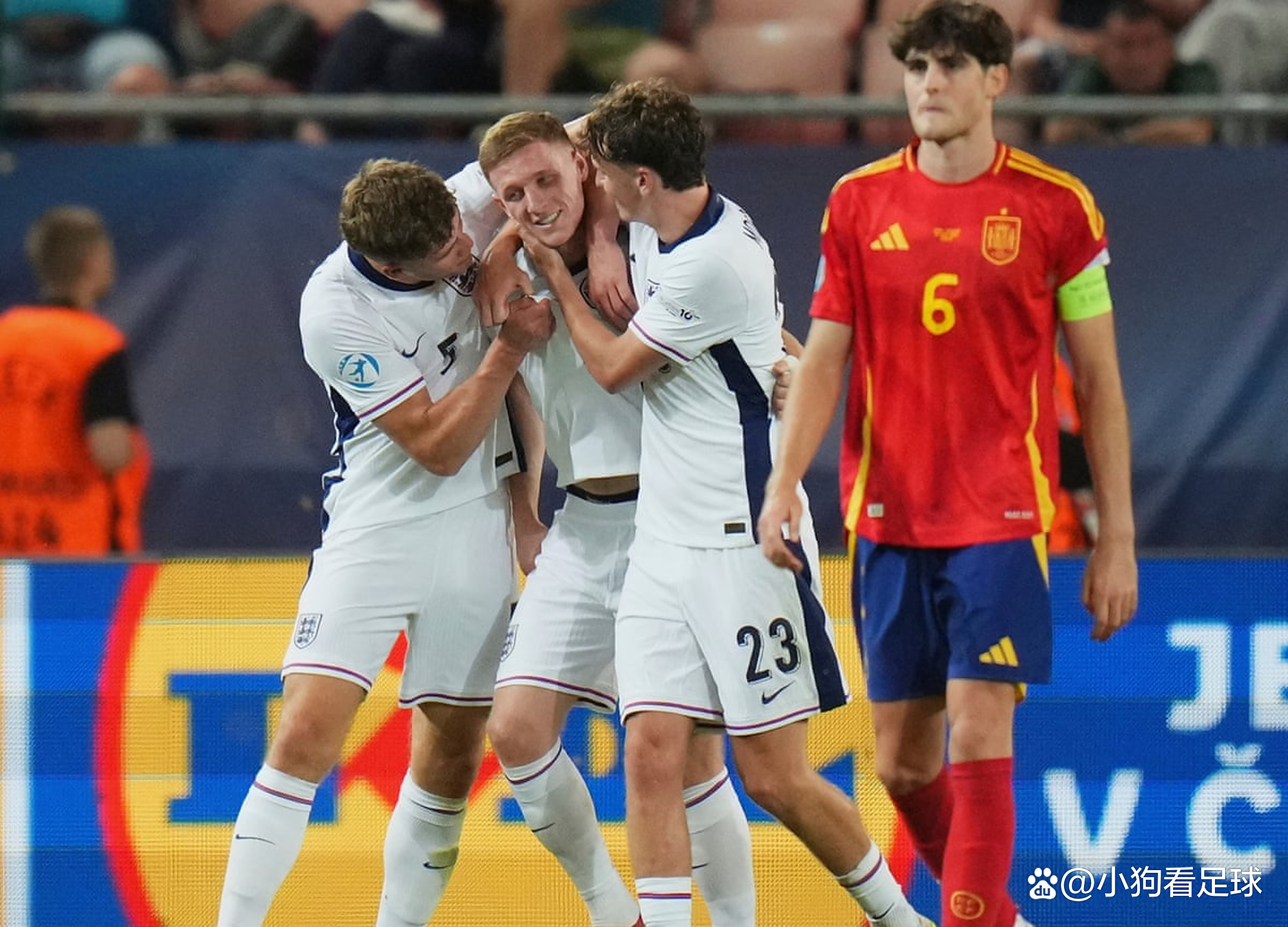 三亿体育体育app下载-包含英格兰中场凭借绝杀球晋级欧国大赛四分之一决赛的词条