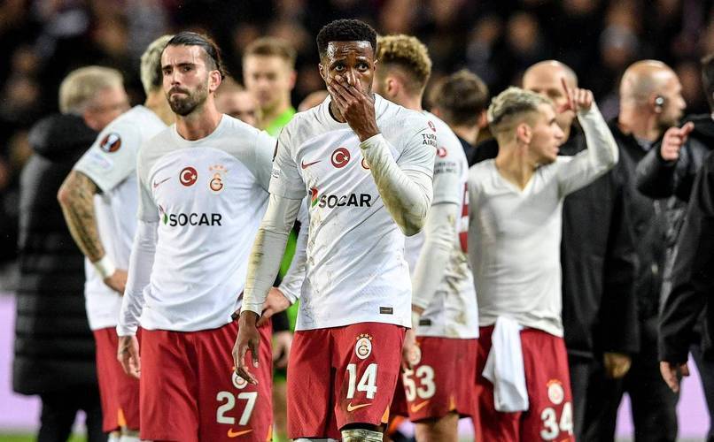 包含亚眠主场迎战南特：保级对决的词条