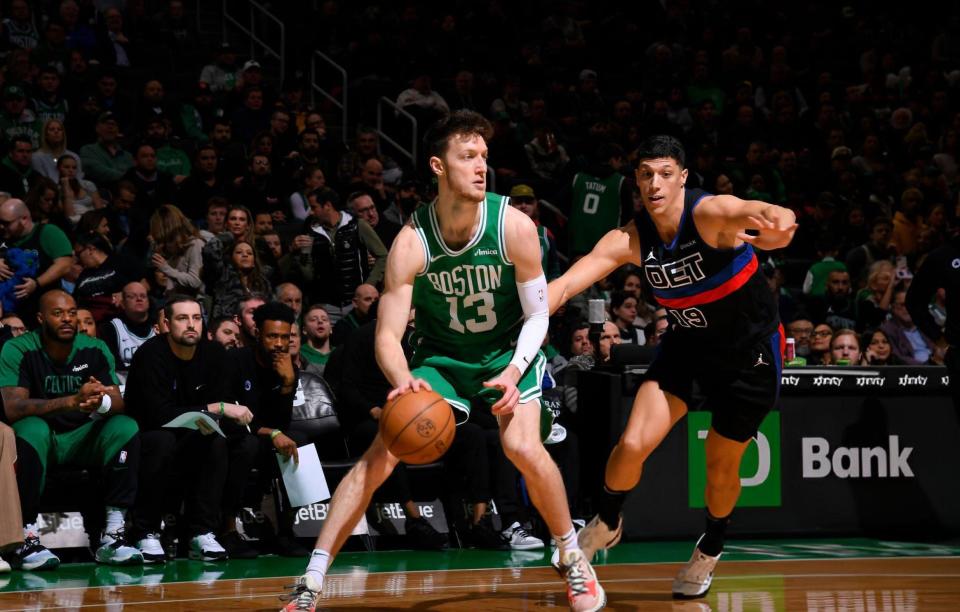 关于凯尔特人后卫伤情引关注，季后赛前途莫测的信息