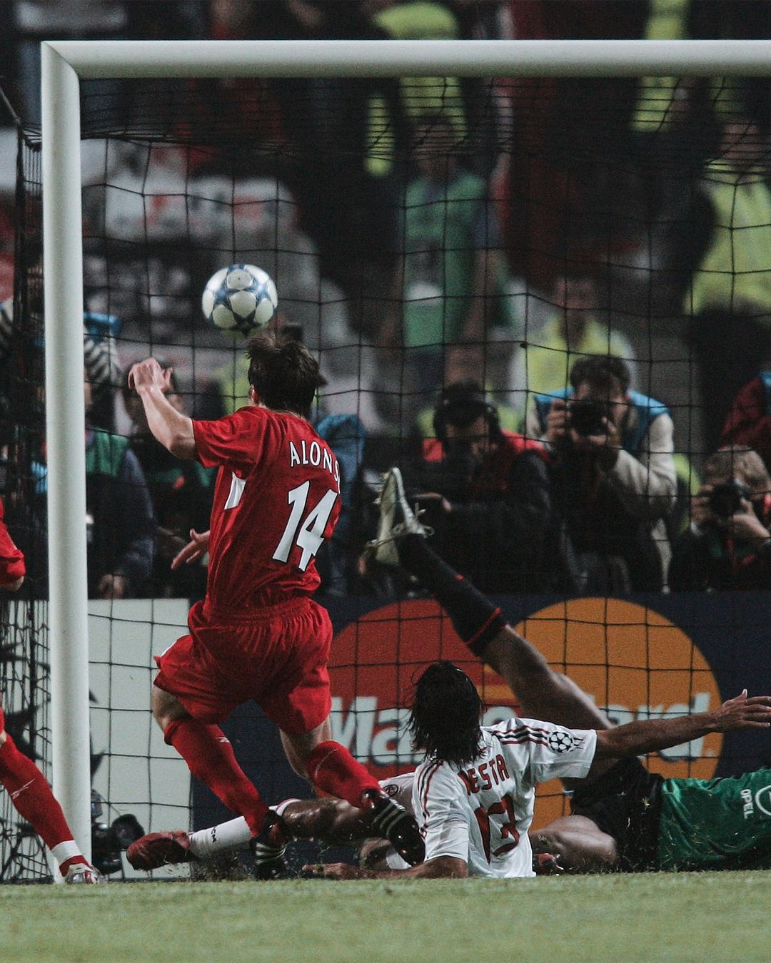 三亿体育体育网页版入口-AC米兰后防擅长断球：反击积极维护球门的简单介绍