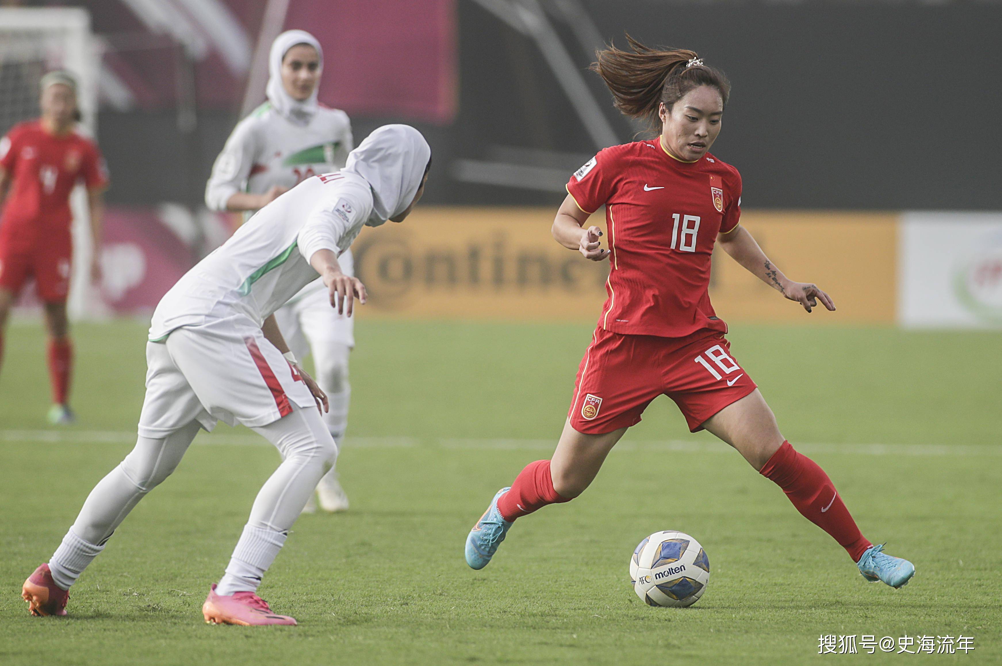 三亿体育体育平台-荣耀登顶！中国女足在比赛中勇夺冠军的简单介绍