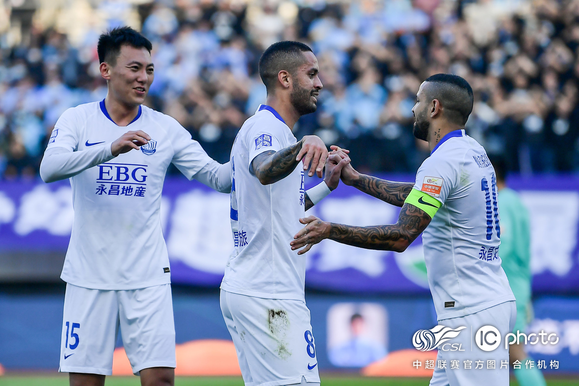 包含泰达客场取胜申花，近期战绩有所改观的词条