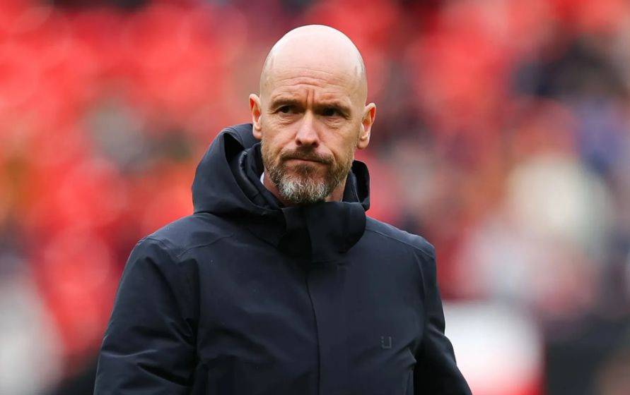 足球俱乐部财政困难，转会进展缓慢的简单介绍