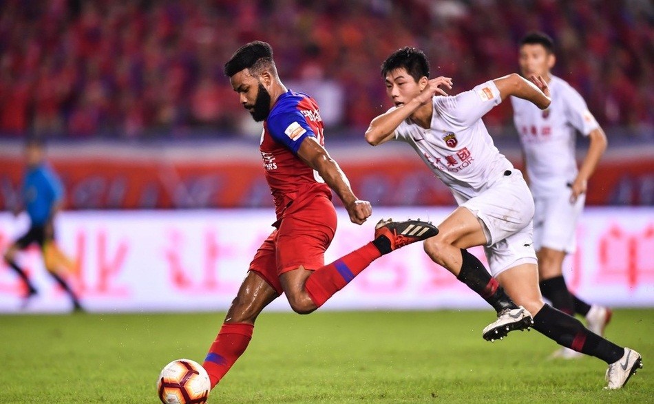 三亿体育体育在线-关于上港客场大胜，跳升积分榜第二的信息